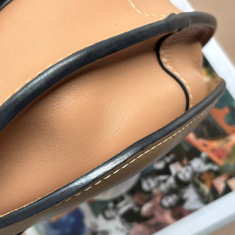 ::LOEWE:: GATE沙色拼接駝色天然小牛皮斜背包馬鞍側背包(小)-23