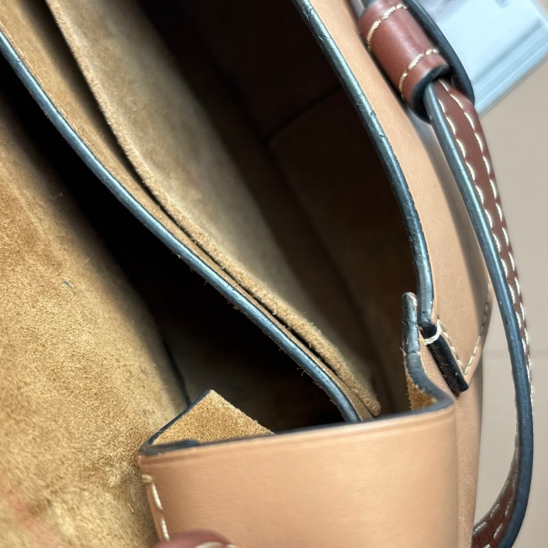 ::LOEWE:: GATE沙色拼接駝色天然小牛皮斜背包馬鞍側背包(小)-91