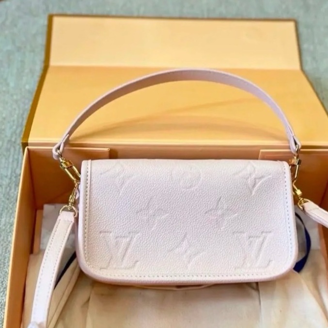 全新芯片款!Louis Vuitton Diane 法棍包 Nano尺寸 奶油粉色!-2