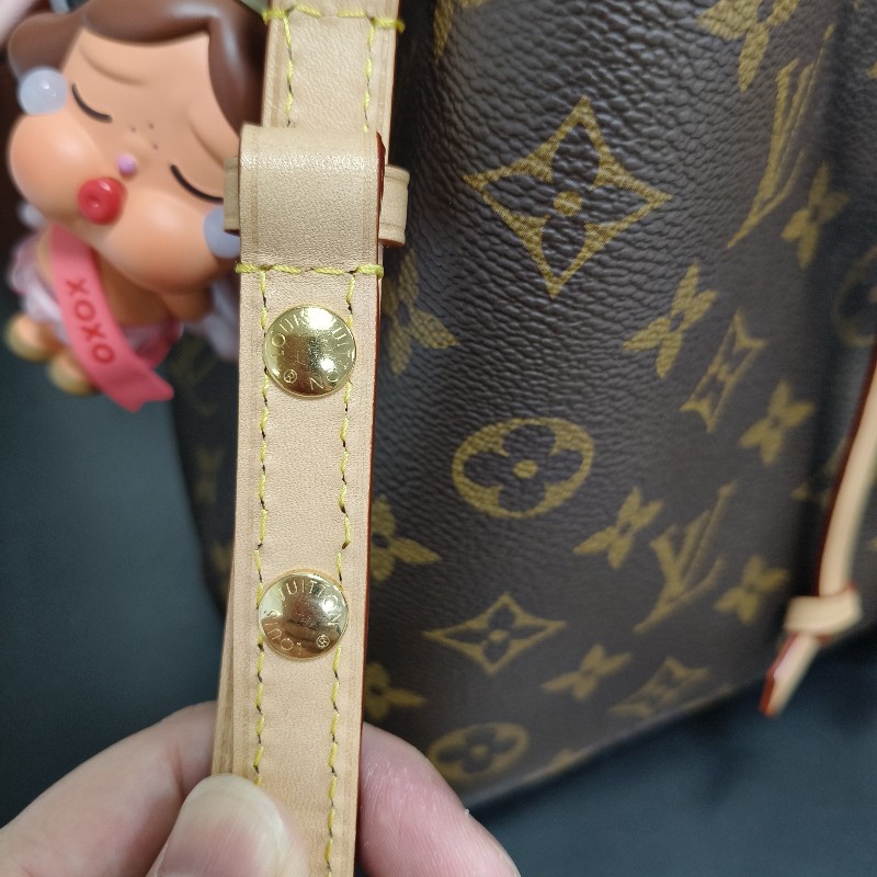 LV  Neonoe BB老花水桶包 （M46581)晶片款-15