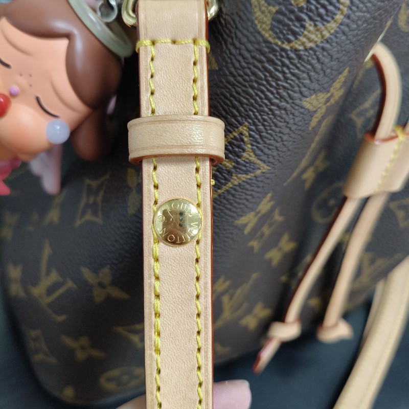 LV  Neonoe BB老花水桶包 （M46581)晶片款-16