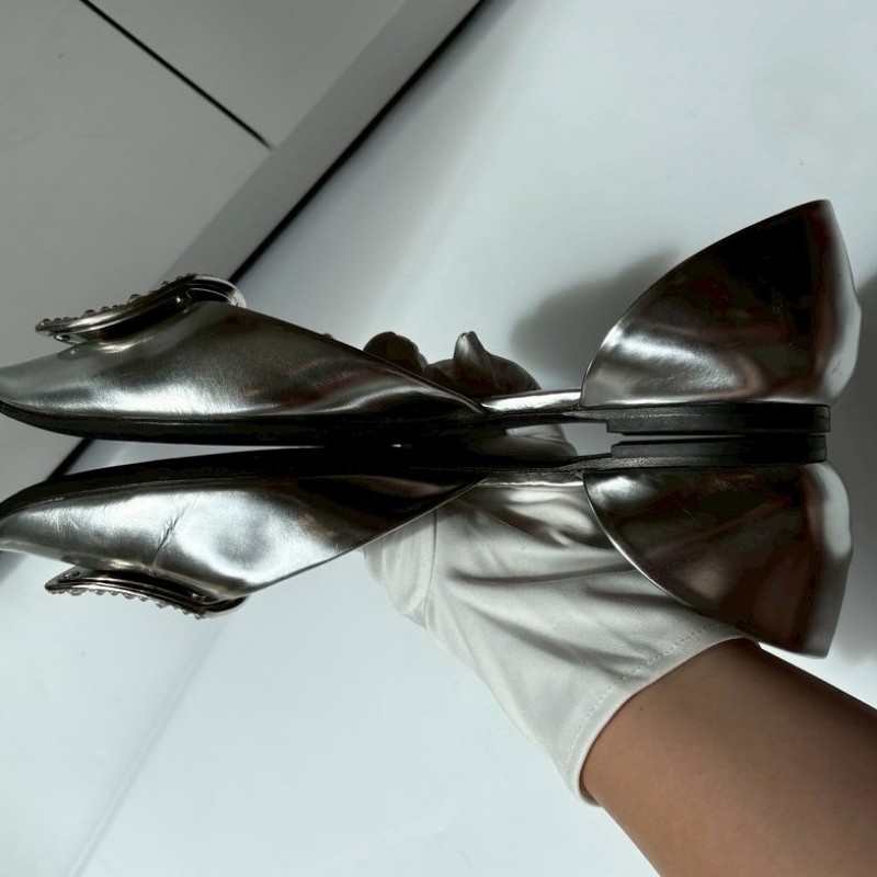 Roger Vivier 水鑽方框銀皮平底鞋-7