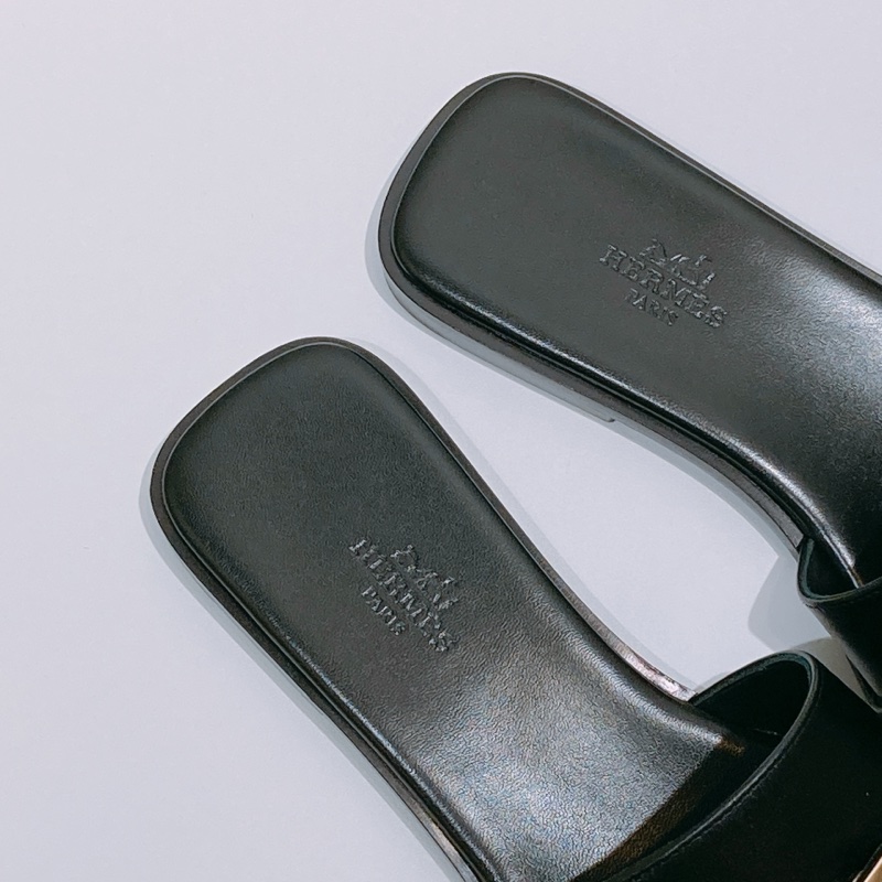 TW4406 Hermes 愛馬仕凱莉扣平底拖 黑金Giulia Sandal 37 Noir x GHW-6