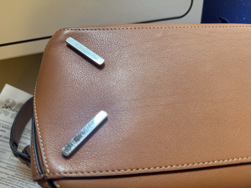 Loewe medium puzzle 2020年7月購入 閑置品 棕色經典色-2