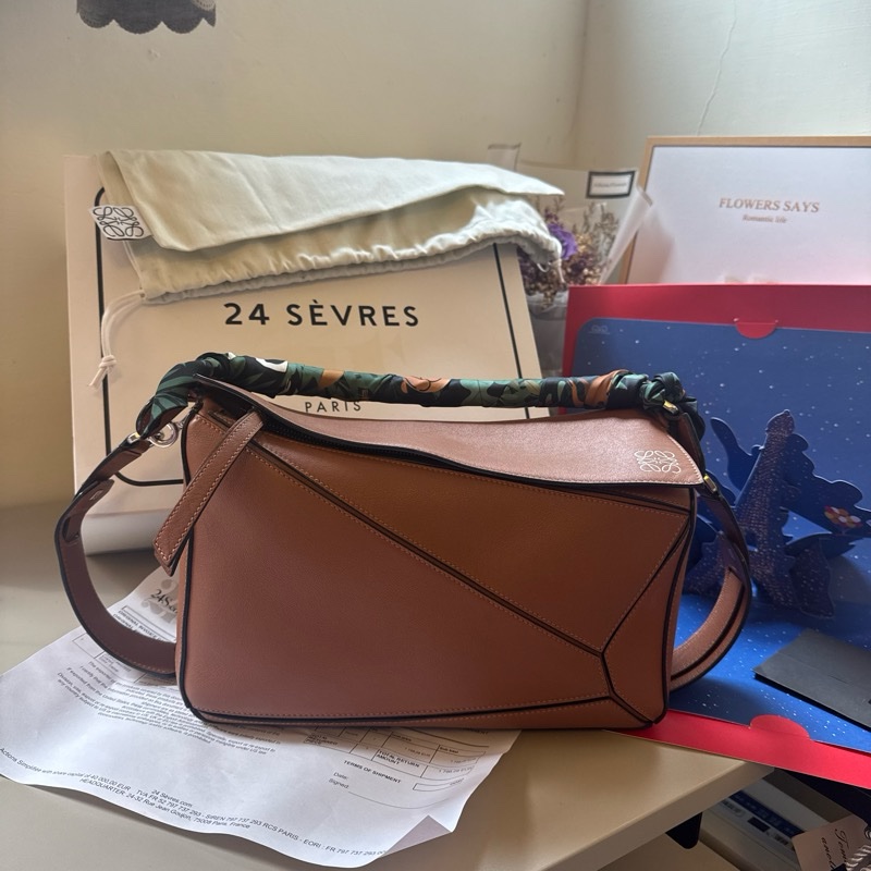 Loewe medium puzzle 2020年7月購入 閑置品 棕色經典色-6