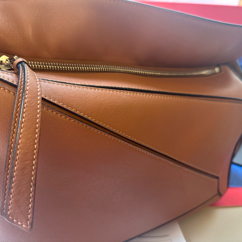 Loewe medium puzzle 2020年7月購入 閑置品 棕色經典色-9