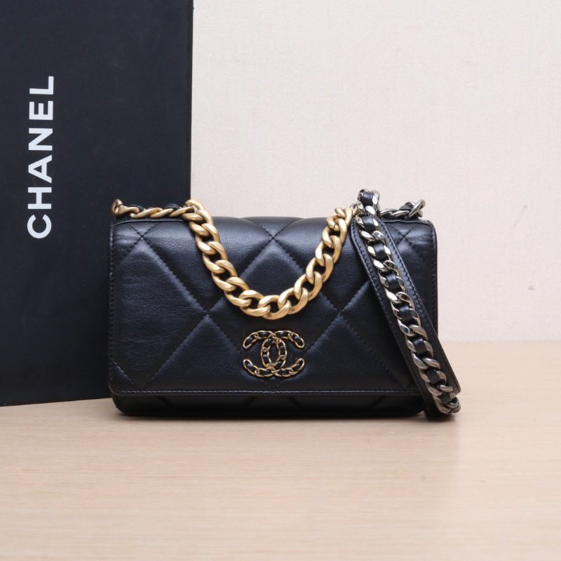 CHANEL(香奈兒) 19BAG 吸扣WOC 19cm 黑色 晶片開 金銀扣-1