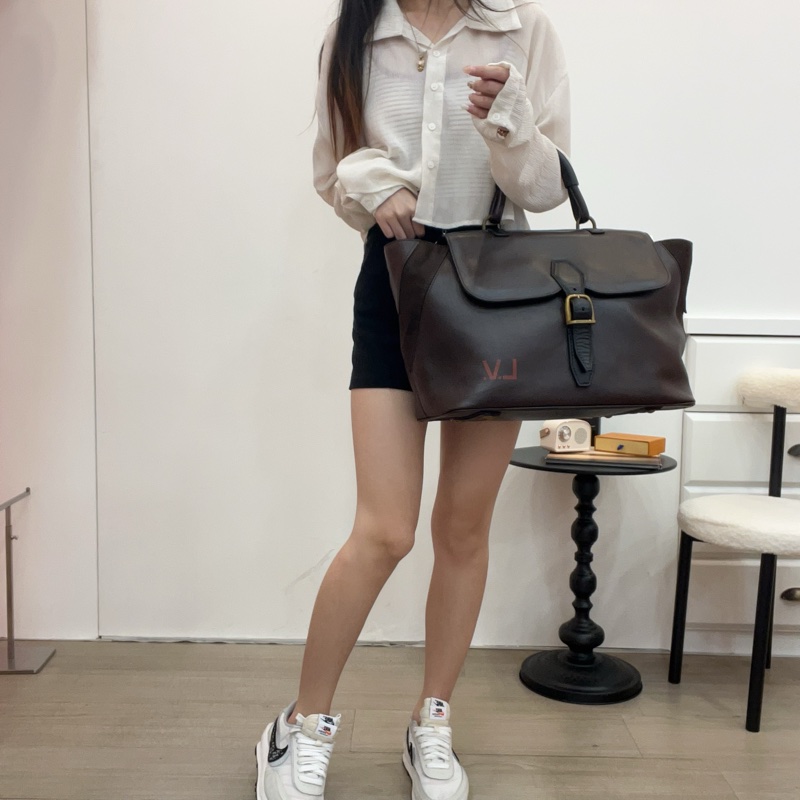 Louis Vuitton 小牛皮經典旅行包-30