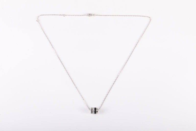 Boucheron(寶詩龍)18K白金 鑽石 白金 Quatre Black吊墜項鏈 18K-5