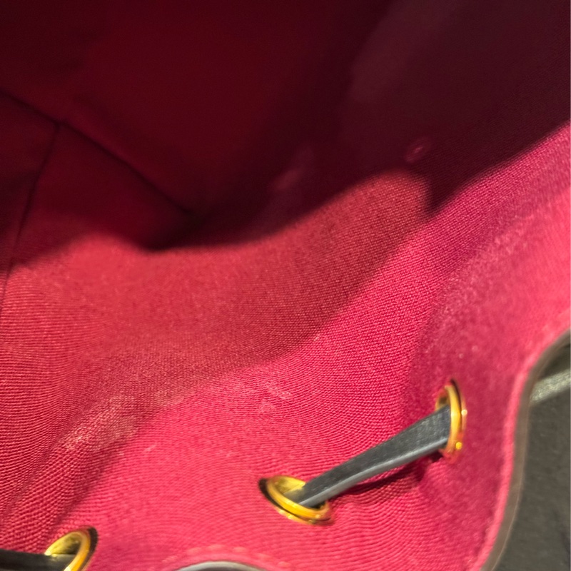 LV花紋拼黑皮革後背包-39