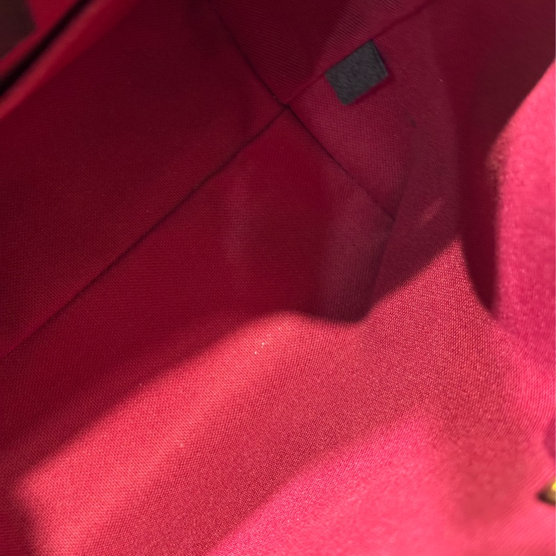 LV花紋拼黑皮革後背包-44