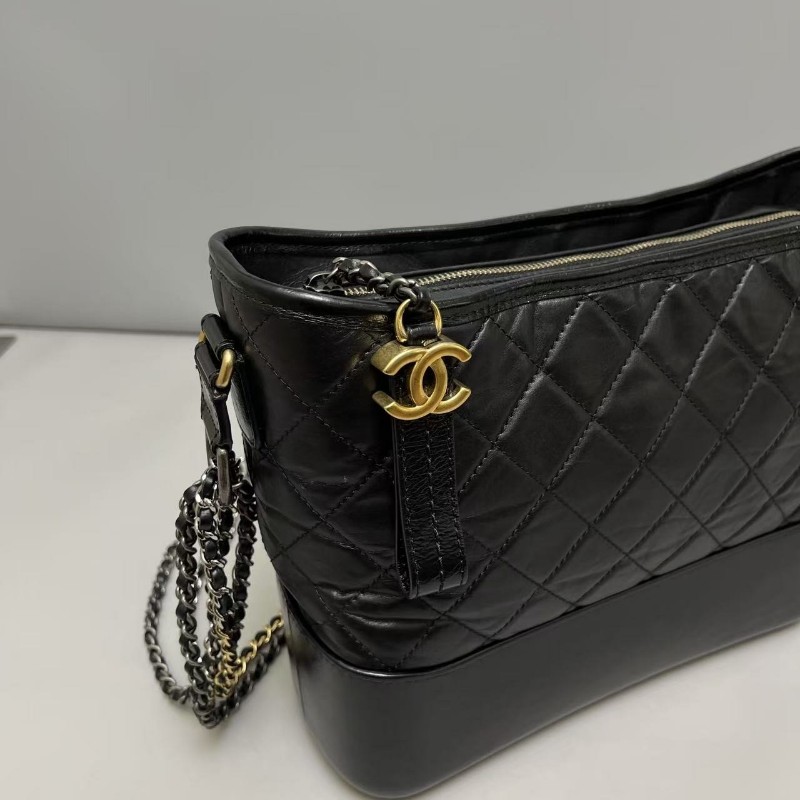 Chanel香奈兒 Gabrielle黑色全皮中號流浪包肩背包斜背包-2