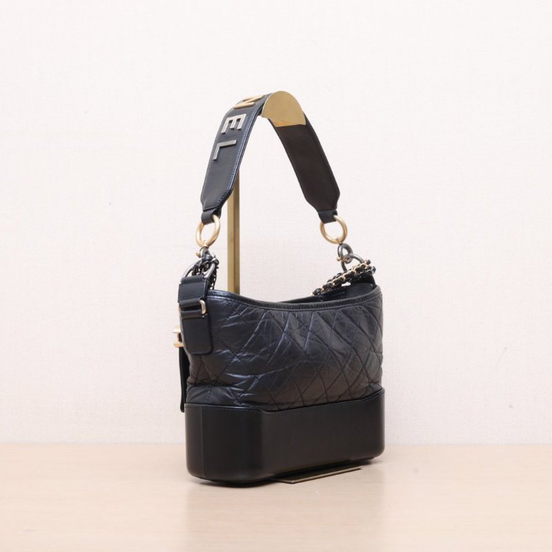 CHANEL(香奈兒) GABRIELLE 流浪 新中號 26cm 黑色 29開 金銀扣 寬LOGO手提-5
