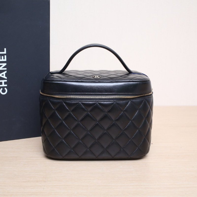 CHANEL(香奈兒) 黑色 22開 淺金扣 手提化妝盒 化妝箱-1