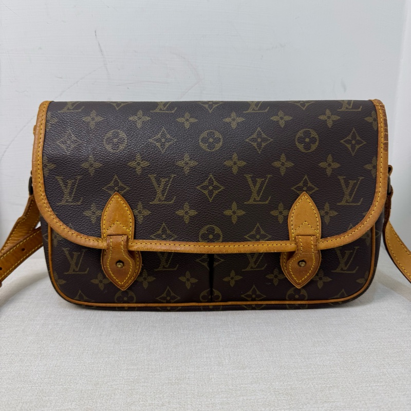 (出清特惠)Louis Vuitton Saumur 老花馬鞍包-4