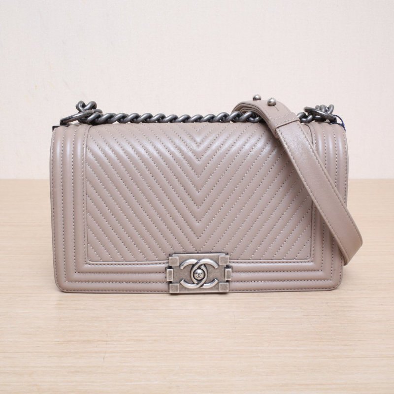 CHANEL(香奈兒) Leboy 中號 卡其色 19開 鎢鋼扣-2