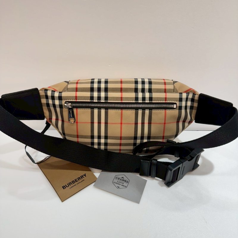 BURBERRY 胸口包/腰包 經典格紋 9成新-2