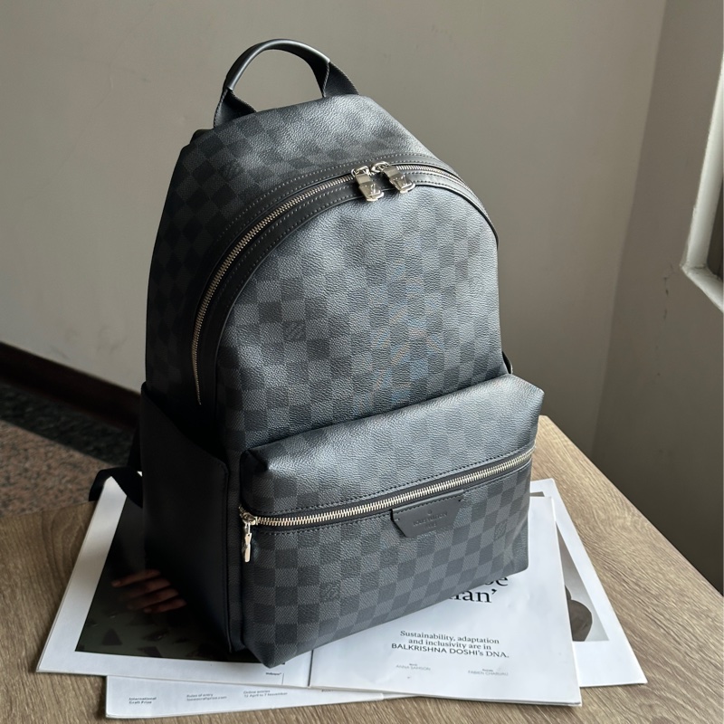 ˗ˏˋ 閉眼選不出錯 º· 𓈒꙳ ˖ Louis Vuitton N40514 全新商品 Discovery PM 黑棋盤格後背包 雙肩包 電腦包-0