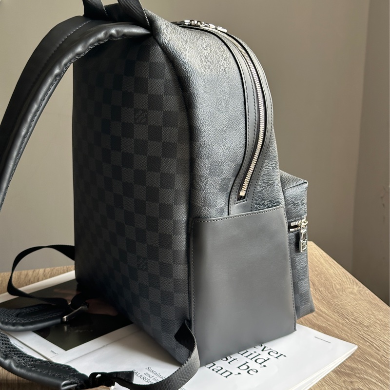 ‎˗ˏˋ 閉眼選不出錯 º· 𓈒꙳ ‎˖ Louis Vuitton N40514 全新商品 Discovery PM 黑棋盤格後背包 雙肩包 電腦包-4