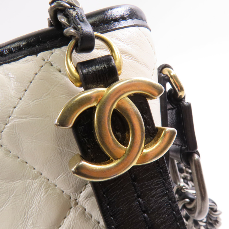 CHANEL 牛皮皮革Gabrielle Small金扣鏈帶肩背袋-9