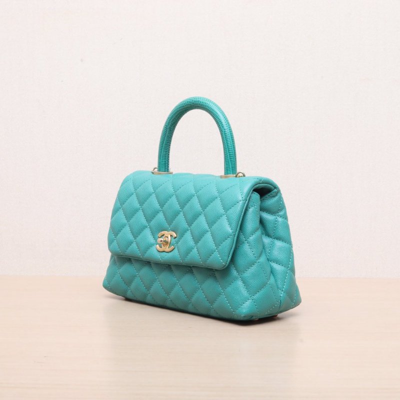 CHANEL(香奈兒) Coco Handle 小號 24cm 綠色 荔枝 28開 金扣 蜥蜴壓紋手柄-3