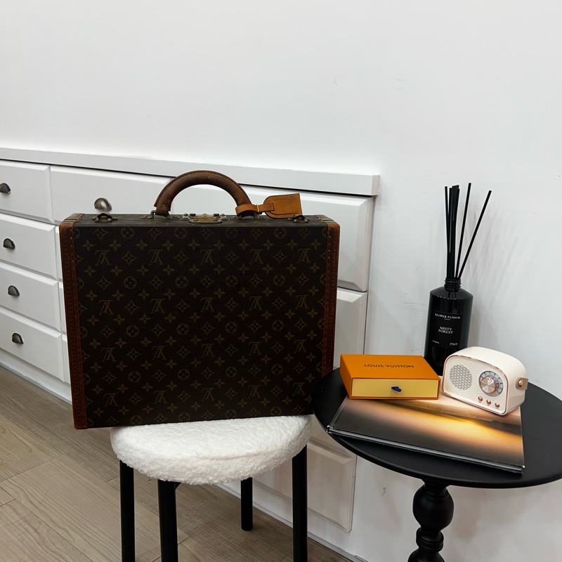 Lv 老花古董硬箱-2