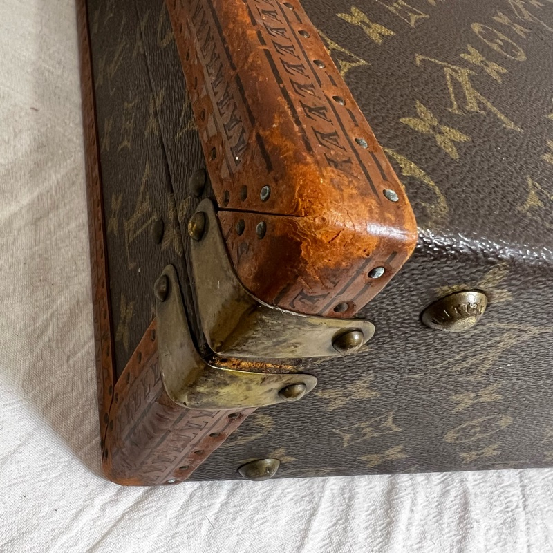 Lv 老花古董硬箱-12