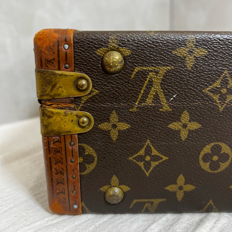 Lv 老花古董硬箱-16
