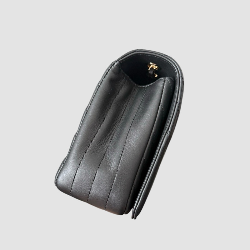 Chanel 小牛皮Flap bag-2