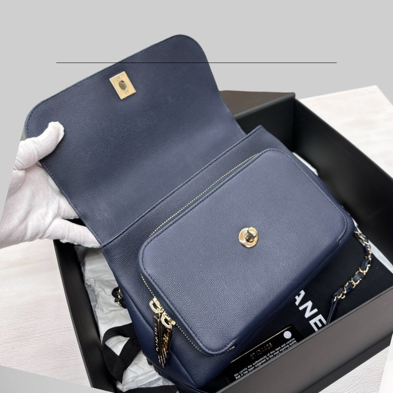 Chanel Caviar Affinity 藍色金扣-6
