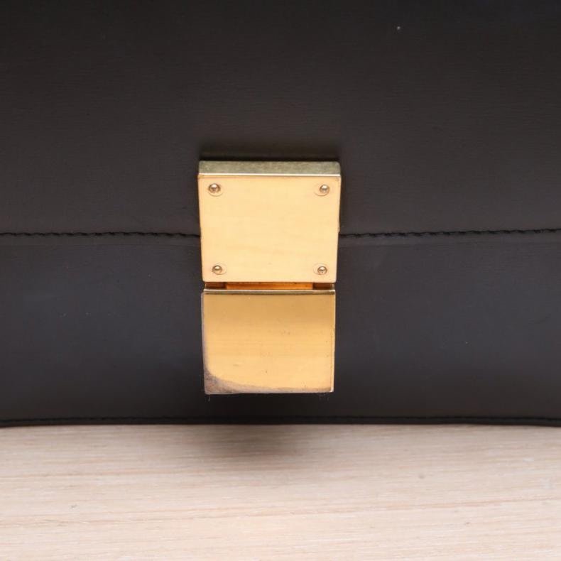 CELINE(思琳) Classic Box 中號 黑色 金扣-7