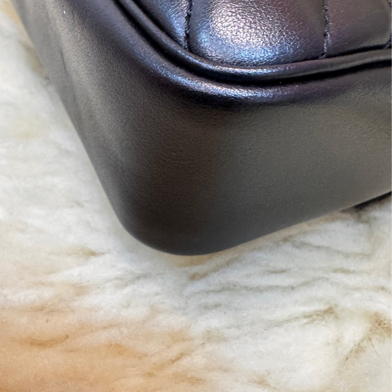 Gucci 馬蒙mini黑金鏈條包-9