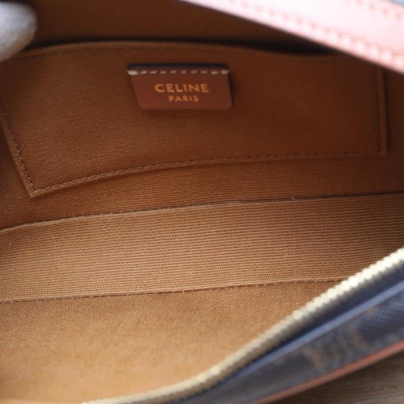 CELINE(思琳) 老花 PVC 皮扣 Triomphe 凱旋門 相機包-8