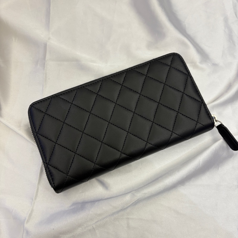 Chanel 黑銀羊皮拉鍊長夾-1