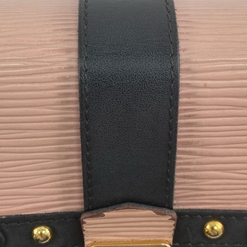 △ Louis Vuitton 路易威登 Pochette Trunk Vertical Rose Ballerine Pink, Black Epi Leather, Calfskin Chain Cross-body Bag M67872 粉紅色, 黑色Epi 皮革, 小牛皮鏈條斜背袋 M67872 -257014430-12