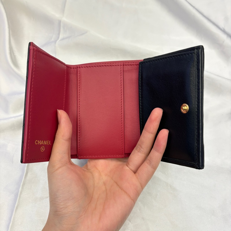 Chanel 19黑金三折迷你短夾-7