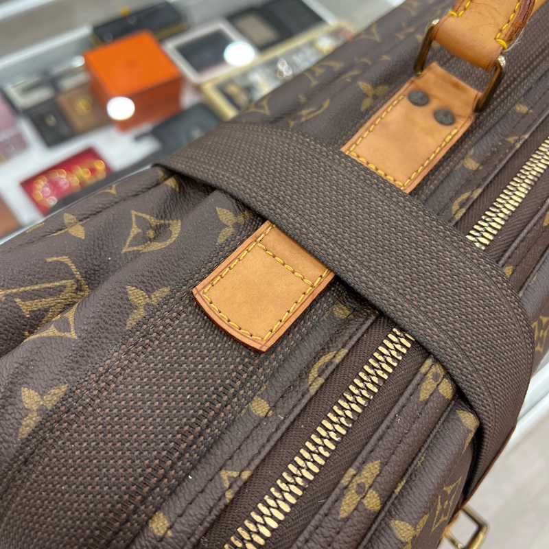 Lv 特大旅行箱-14