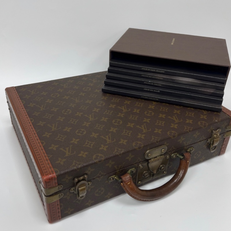 Louis Vuitton 「稀有」經典老花古董硬殼43行李箱-24