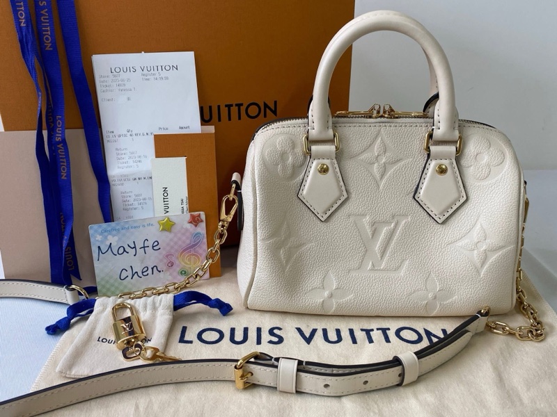 LV M58954 奶白色壓紋波士頓包-0