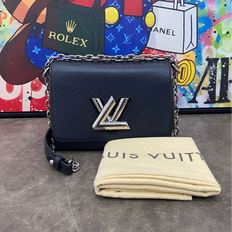 LV Twist 系列 黑色水波紋單肩包 尺寸約長19 x 高15 x 寬9 附件:塵袋 無鏡子-0