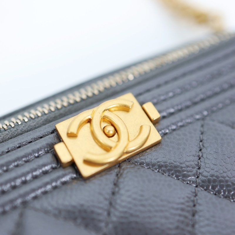 二手Chanel Boy Woc 手機鏈條包 晶片款-8