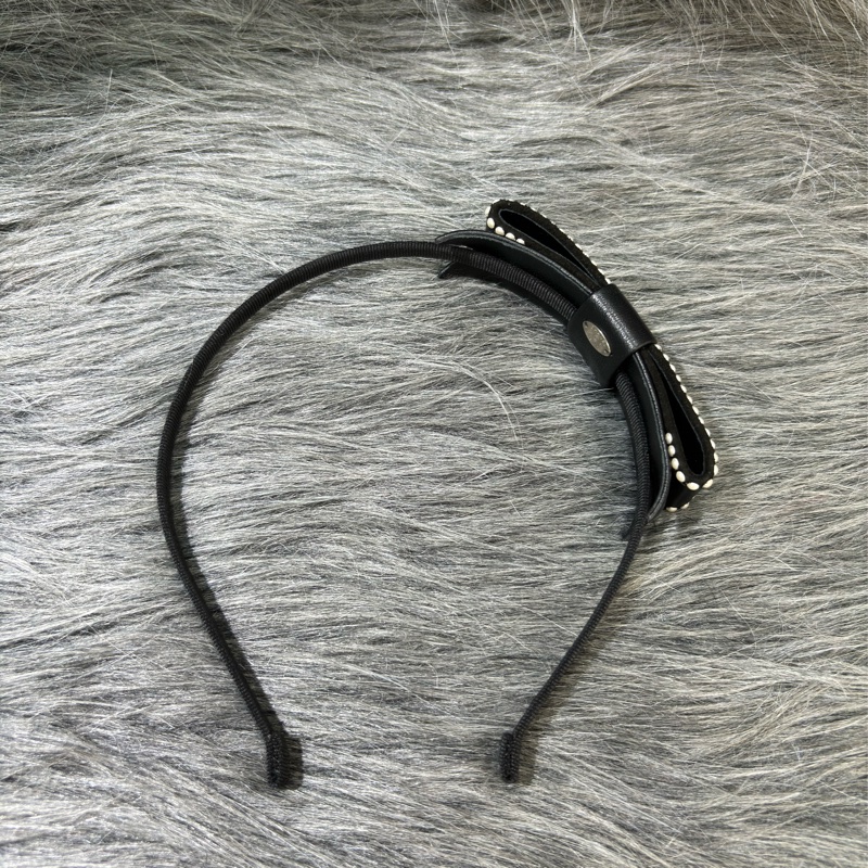 CHANEL AA9133 雙C金色LOGO 珍珠 黑色皮革蝴蝶結 髮飾髮圈髮箍-1