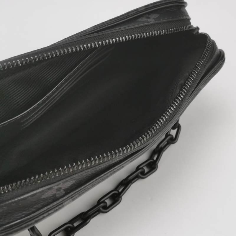 Louis Vuitton (LV) Pochette Volga 牛皮 老花 手拿包-4