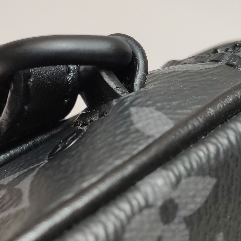 Louis Vuitton (LV) Pochette Volga 牛皮 老花 手拿包-10