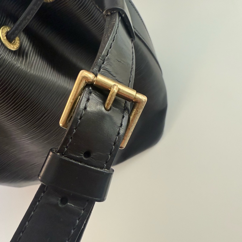 ✔️LOUIS VUITTON LV 路易威登 Epi Noe M59012 水波紋水桶包／黑色-24