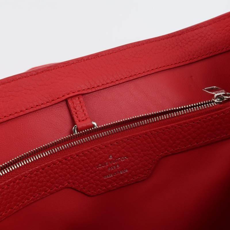 Louis Vuitton (LV) Capucines 大號牛皮 純色 金屬 LV搭扣 手提包-6