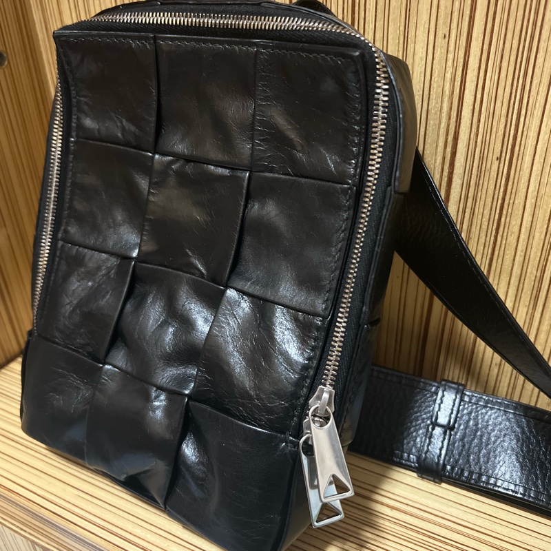 BV 男士胸前包/ 腰包-3