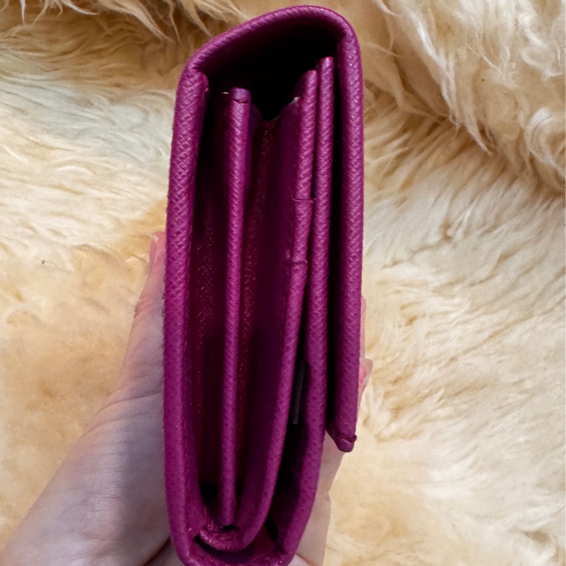 全新Salvatore Ferragamo 經典馬蹄牛皮三折長夾-13
