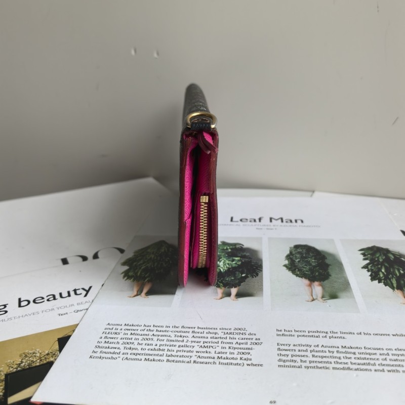 LV/路易威登 黑三彩對折按扣長夾銀包 有刻字-4