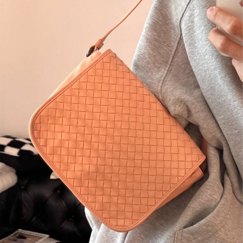 BOTTEGA VENETA BV 編織 粉 小馬鞍 斜背包 肩背包 側背包 手提包-4